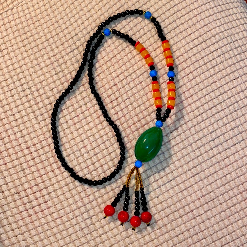 084)Unique Tribal Necklace